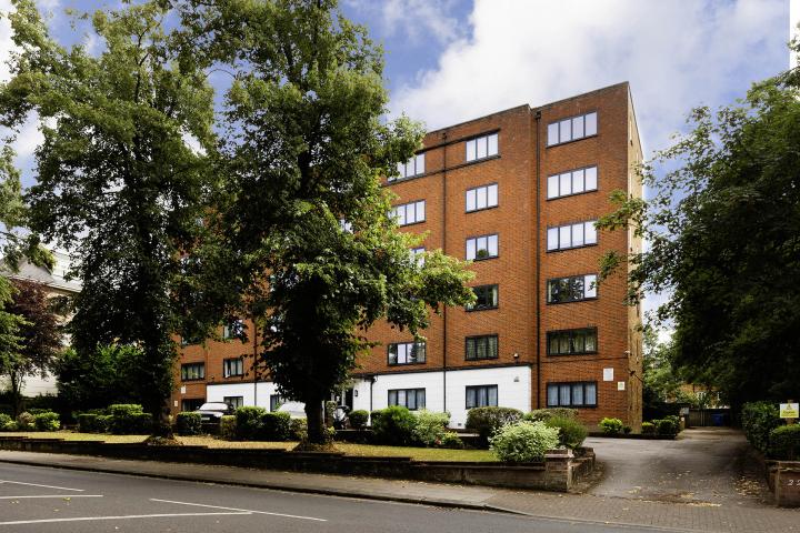 			1 Bedroom, 1 bath, 1 reception Flat			 Willesden Lane, Willesden Green